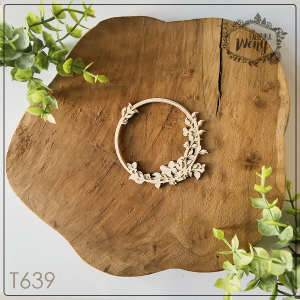 Tekturka -T639- ramka z listkami i motylkami 2D - warstwowa - 8 cm